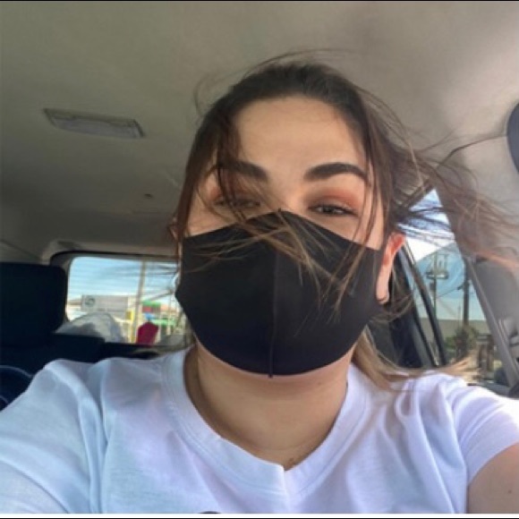 Cotton mask with adjustable earloops. - Picture 3 of 6